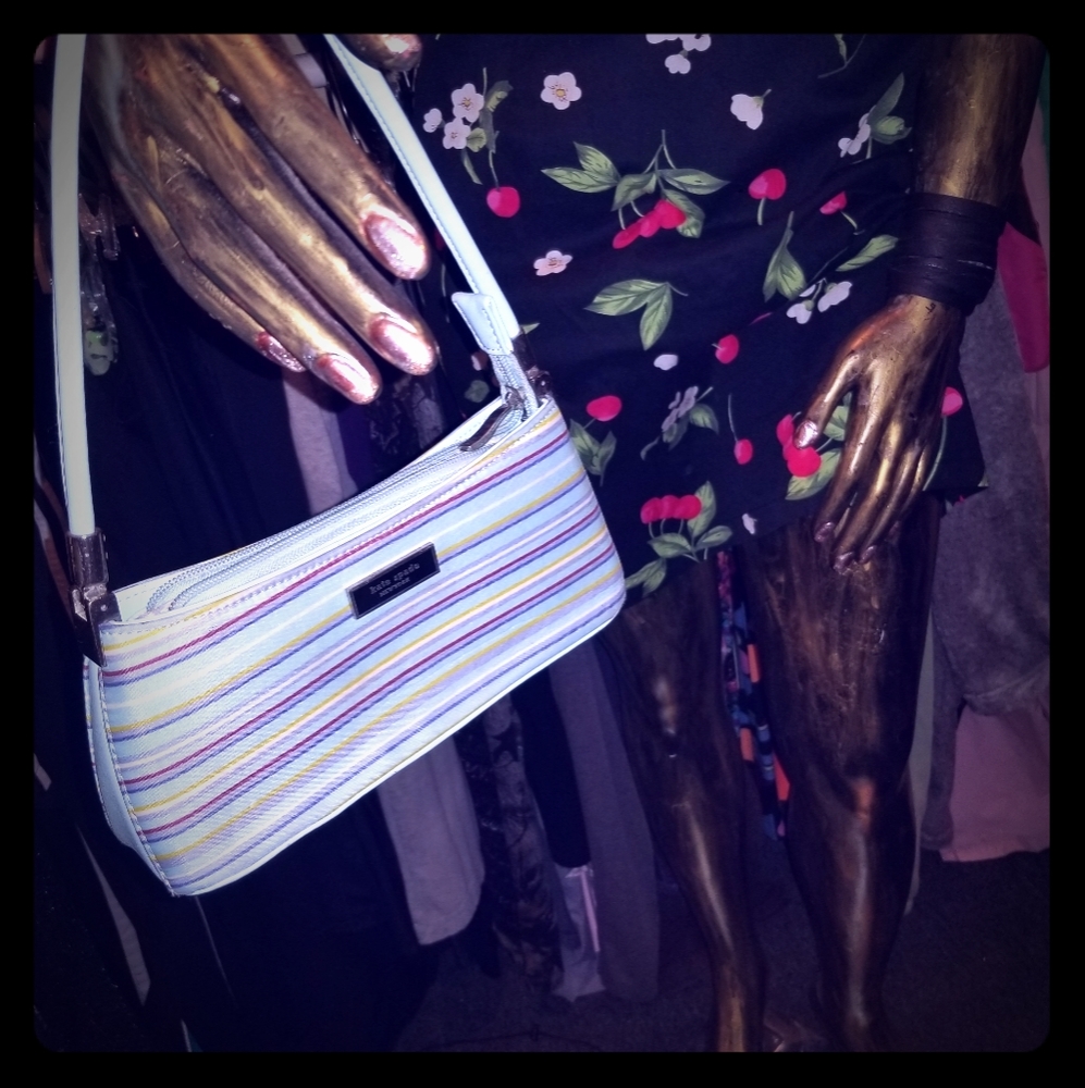 Small kate spade purse